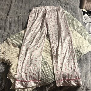 Victoria's Secret White Pajama Pants with candy cane heart pattern ❤️🤍